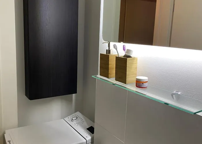 公寓 Cozy And Peaceful Apartment, Located